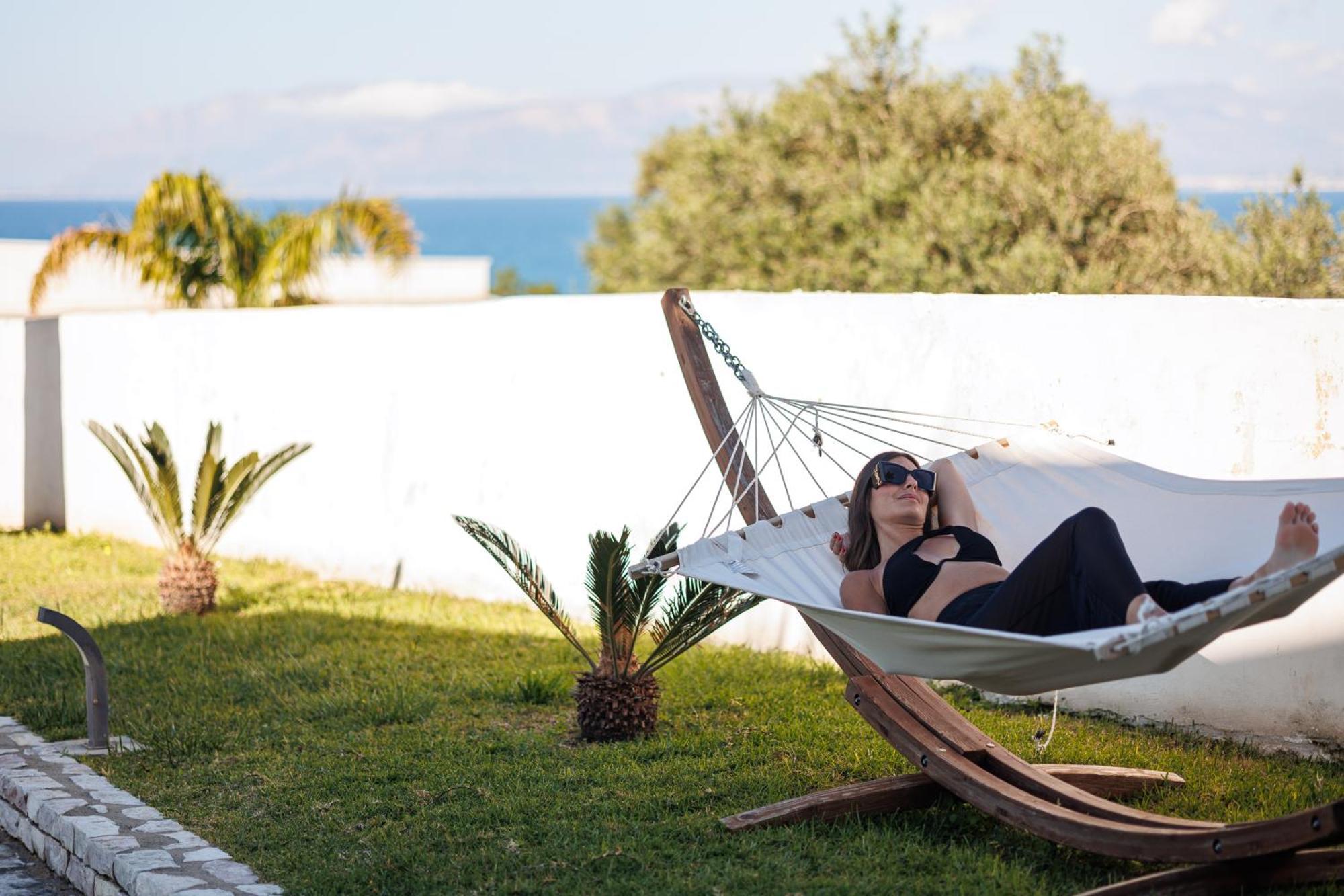 Marina Di Petrolo Hotel & Spa Кастелламмаре-дель-Голфо Экстерьер фото