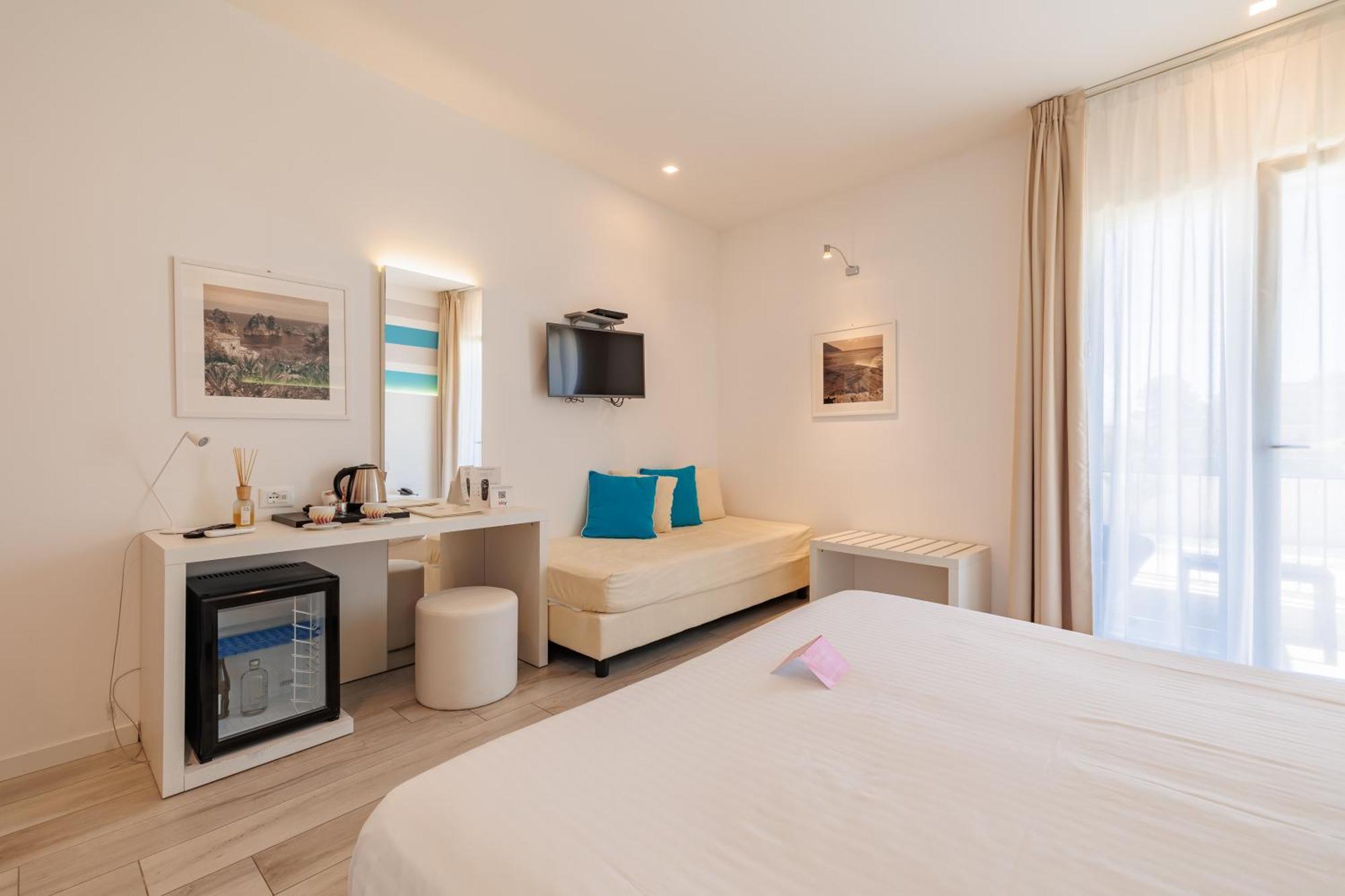 Marina Di Petrolo Hotel & Spa Кастелламмаре-дель-Голфо Экстерьер фото