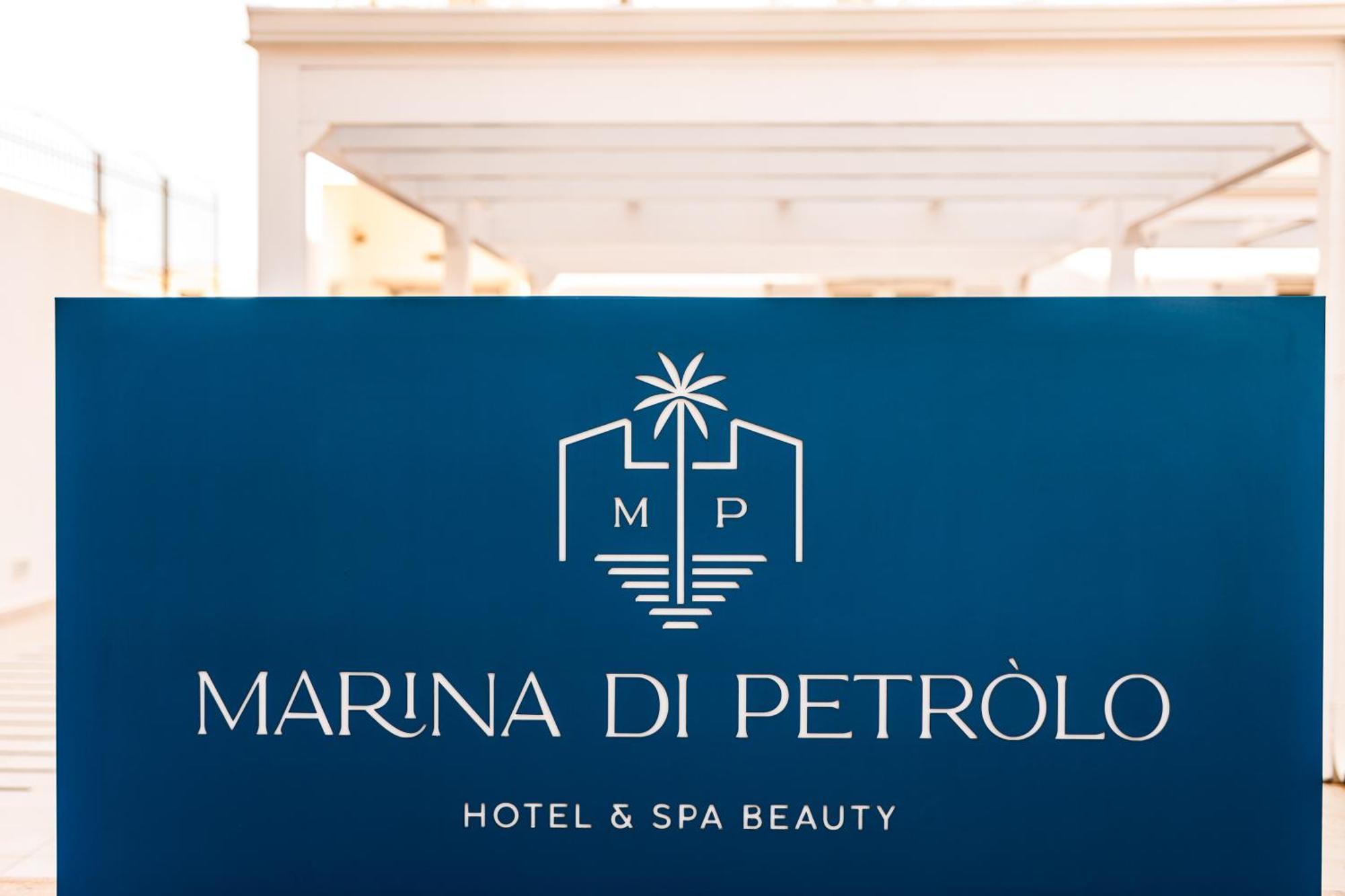 Marina Di Petrolo Hotel & Spa Кастелламмаре-дель-Голфо Экстерьер фото