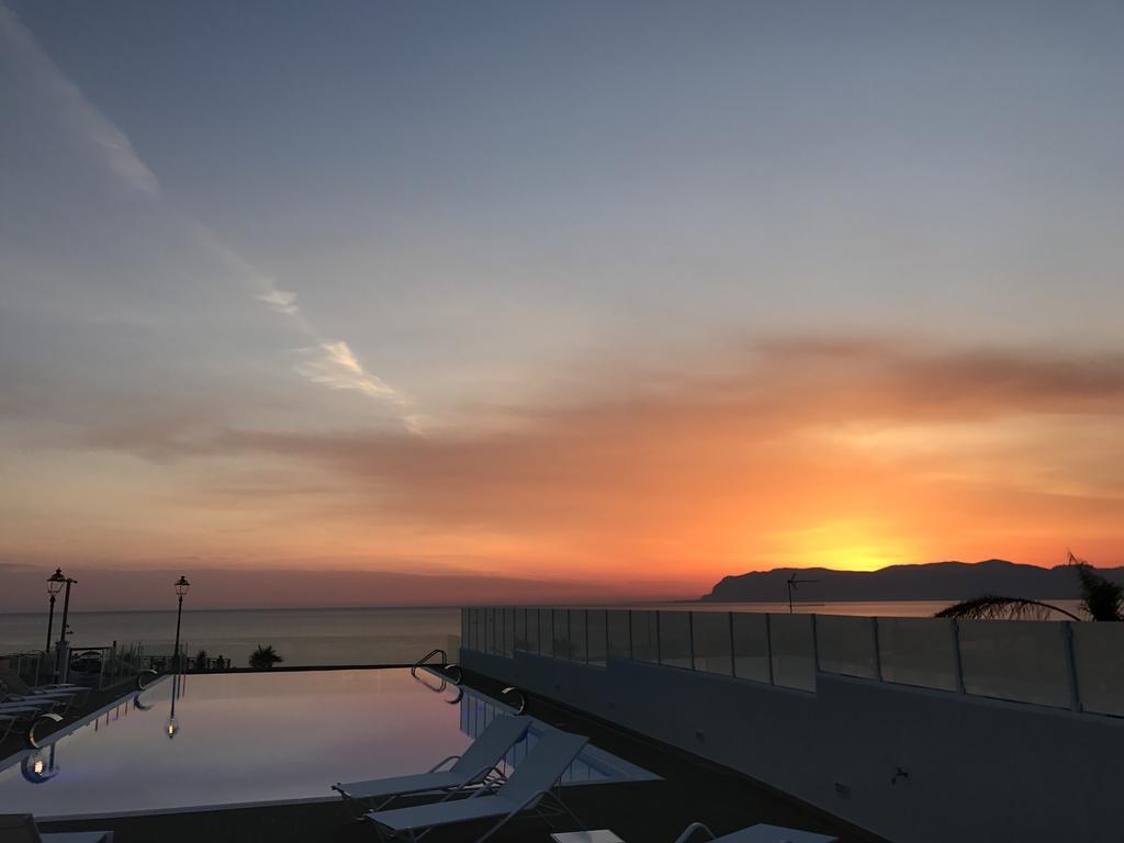 Marina Di Petrolo Hotel & Spa Кастелламмаре-дель-Голфо Экстерьер фото